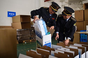 空气净化器标称“解毒” 臭氧却超标近50倍