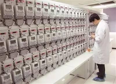 探访智能电表质检全过程——上岗前需过三道关