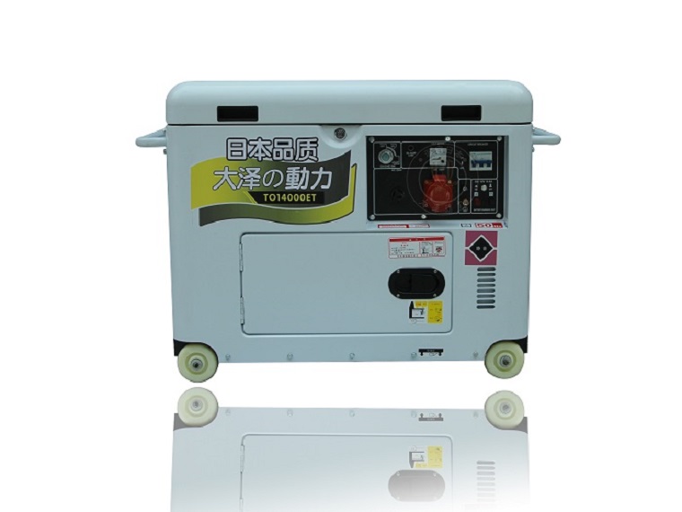 大泽变平10kw柴油发电机多少钱柴油发电机变频发电机自动变频发电机,具有发电非常精密稳定、超小体积、超小重量、超低油耗、手提式便携带、四冲程纯柴油发电机超低排量等一系列优势,是发电机产品中的高档产品,发出电流比家用市电更加稳定(家用市电千分之七千伏安,大泽数码变频发电机千分之三千伏安,波动非常小性能稳定),适合带动一些精密仪器、野外车旅、登山野营、户外手提用电用户的第一选择! 变平10kw柴油发电机多少钱大泽柴油发电机由于受到天然气供应的影响,天然气发电尚处于初始阶段。真正大面积的天然气发电作为分布能源站