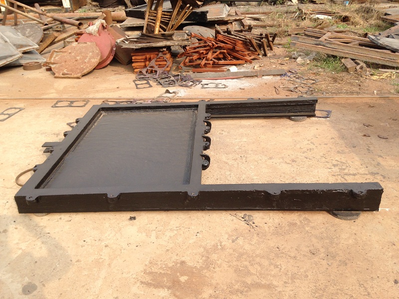 广西聚财牌手动不锈钢调节堰门好品牌好质量