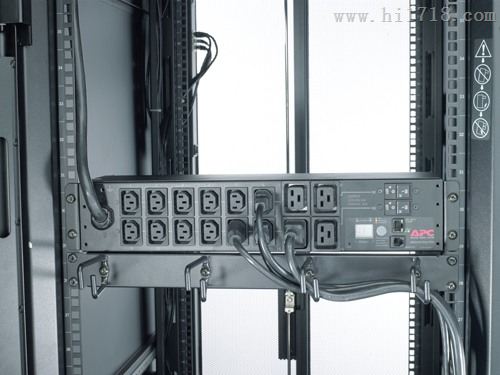 施耐德 PDU AP7822B APC配电单元